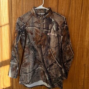 Hunter Women's Woodland Camo quarter zip